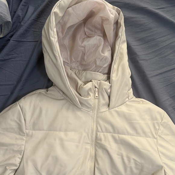 Winter jacket - Picture 2 of 4